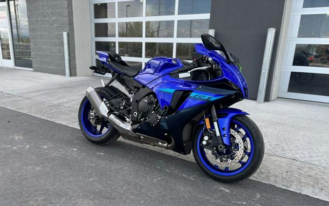 2024 Yamaha YZF-R1