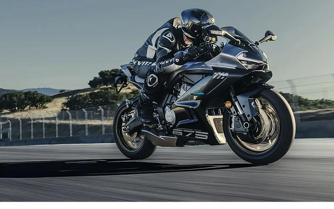 2025 CFMOTO 675SS