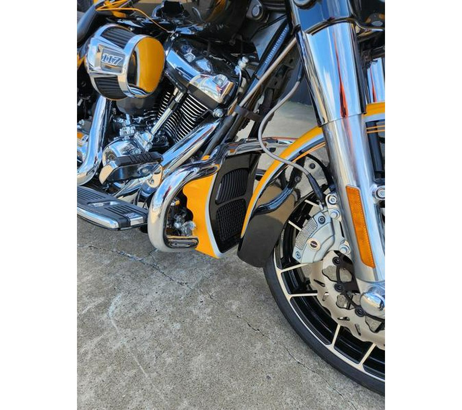 2022 Harley-Davidson® FLHXSE - CVO™ Street Glide®