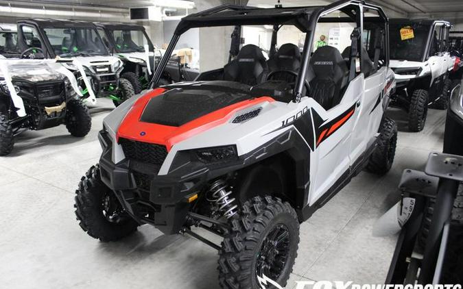 2025 Polaris® General 4 1000 Sport