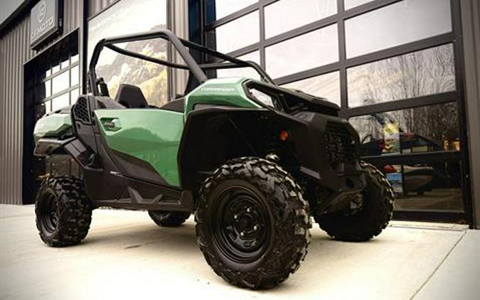 2026 Can-Am Commander DPS 700