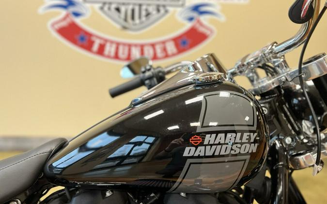 Used 2021 Harley-Davidson Sport Glide Cruiser Motorcycle For Sale Near Memphis, TN