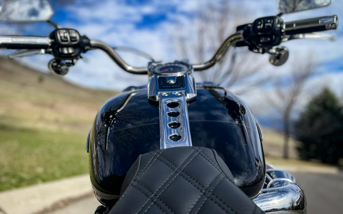 Harley-Davidson Fat Boy 2025 FLFB Vivid Black - Custom Build