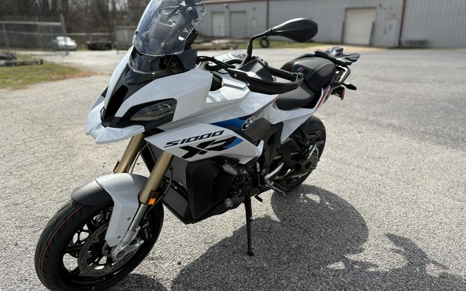 2026 BMW S 1000 XR