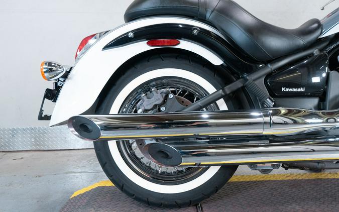2024 Kawasaki Vulcan 900 Classic