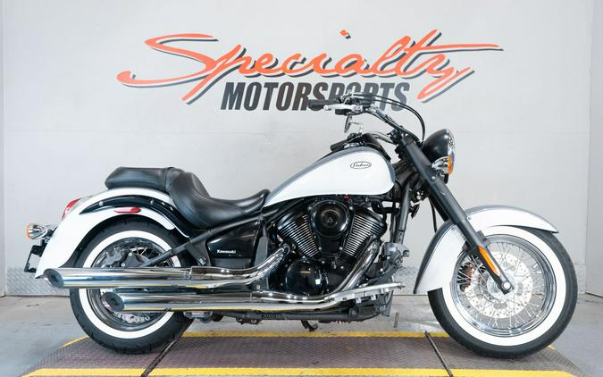 2024 Kawasaki Vulcan 900 Classic