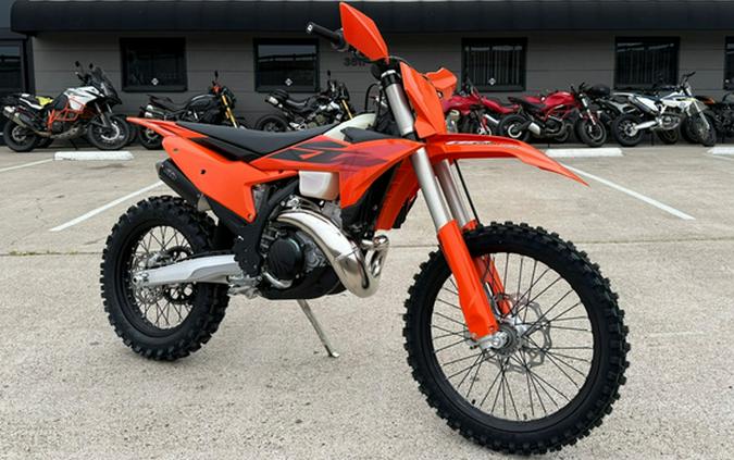 2027 KTM XC 300
