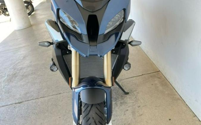 2024 BMW S 1000 XR Gravity Blue Metallic