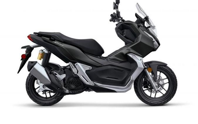 The 2021 Honda ADV150 Reviews Make It Sound Like an Awesome Scooter