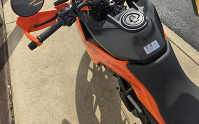 2025 KTM Adventure 390 X