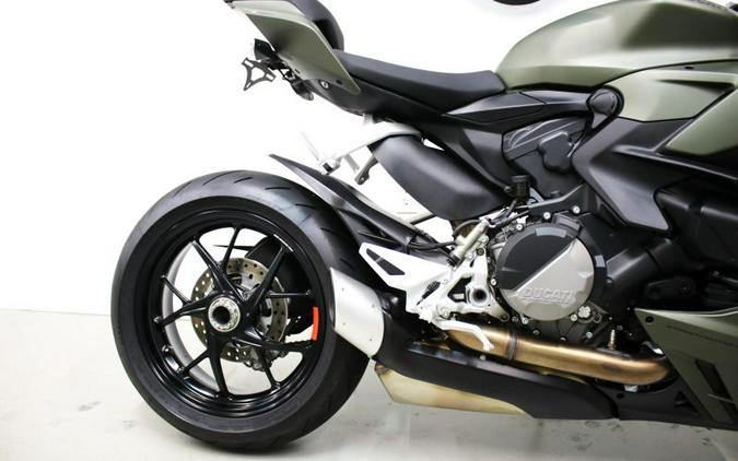 2025 Ducati Streetfighter V2