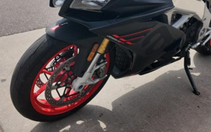 2020 Aprilia RSV4 RR