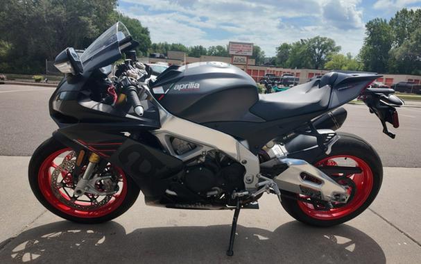 2020 Aprilia RSV4 RR
