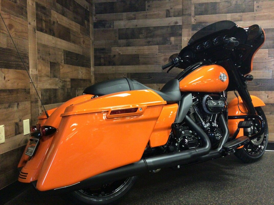 2023 HarleyDavidson® Street Glide® Special Baja Orange w/Black Trim