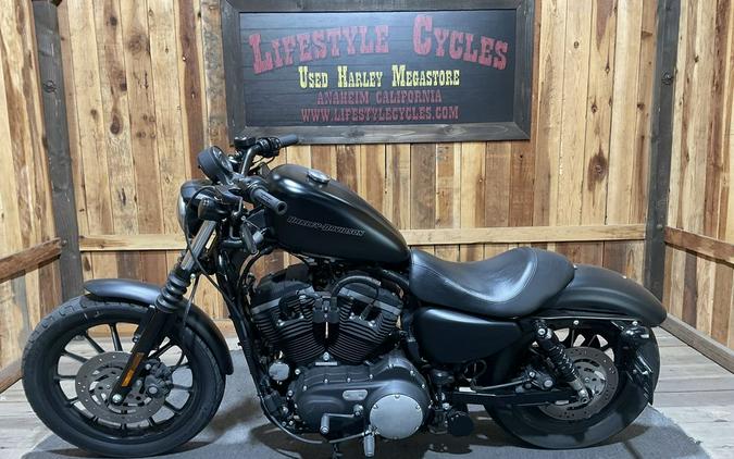 2010 Harley-Davidson® XL883N - Sportster® Iron 883™