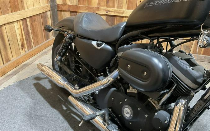 2010 Harley-Davidson® XL883N - Sportster® Iron 883™