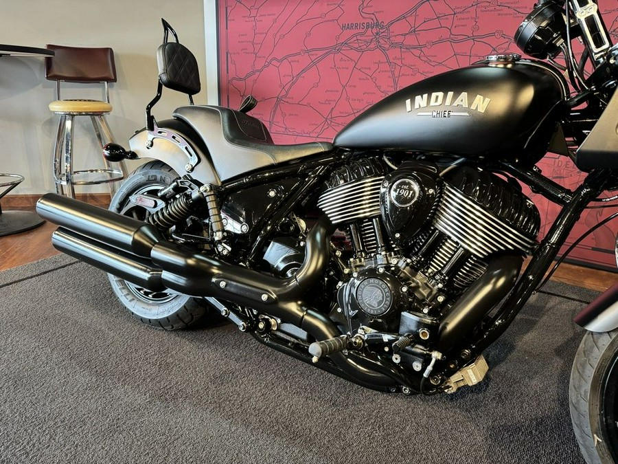 2023 Indian Motorcycle® Sport Chief Black Smoke