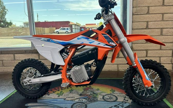 2024 KTM SX-E 3