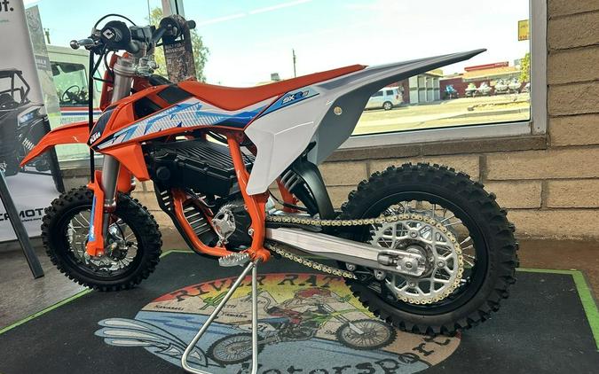 2024 KTM SX-E 3