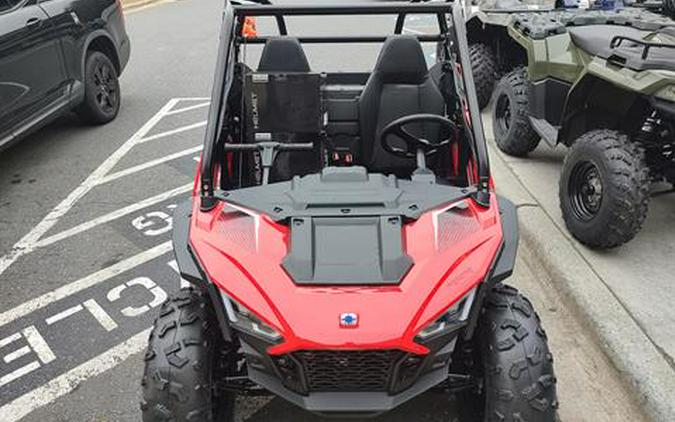 2025 Polaris RZR 200 EFI