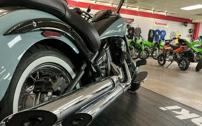 2025 Kawasaki Vulcan 900 Classic
