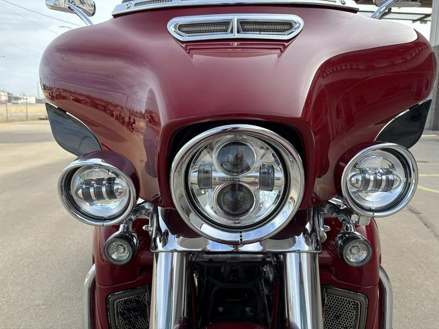 2021 Harley-Davidson® FLHTCUTG - Tri Glide® Ultra