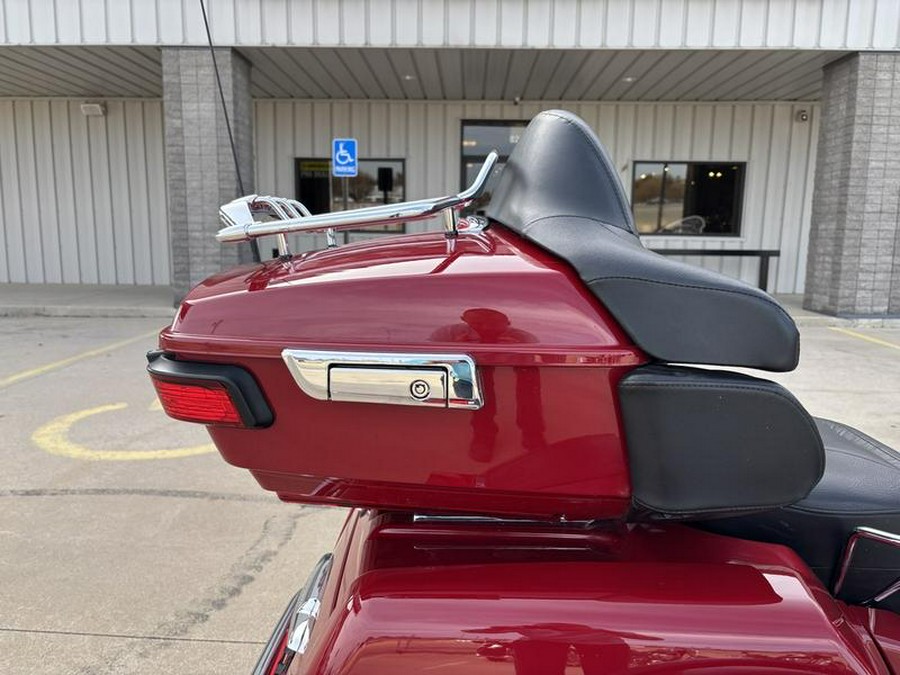 2021 Harley-Davidson® FLHTCUTG - Tri Glide® Ultra