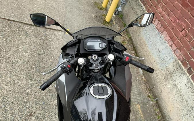 2025 Kawasaki EX500 NINJA