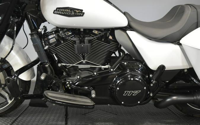 2024 Harley-Davidson Street Glide White Onyx Pearl