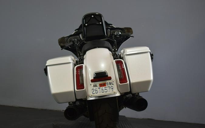 2024 Harley-Davidson Street Glide White Onyx Pearl