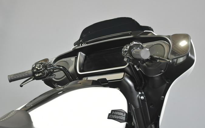 2024 Harley-Davidson Street Glide White Onyx Pearl