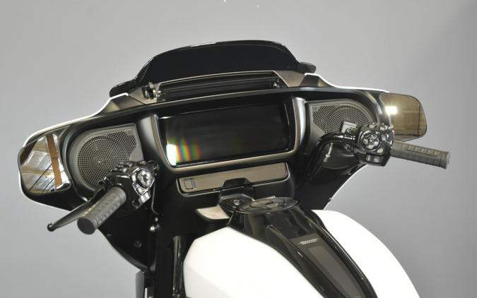 2024 Harley-Davidson Street Glide White Onyx Pearl