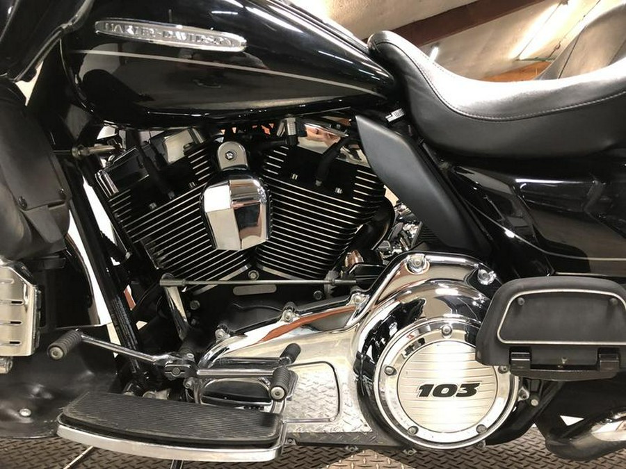 2012 Harley-Davidson® Electra Glide Ultra Limited - FP8067