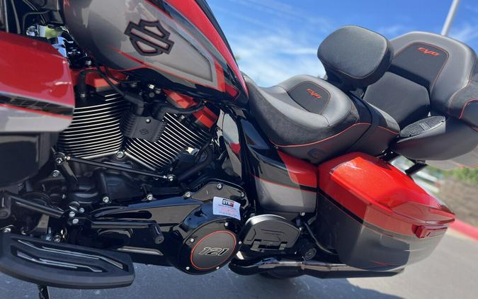 2026 Harley-Davidson® FLHXLSE CVO Street Glide Limited Citrus Heat CVO