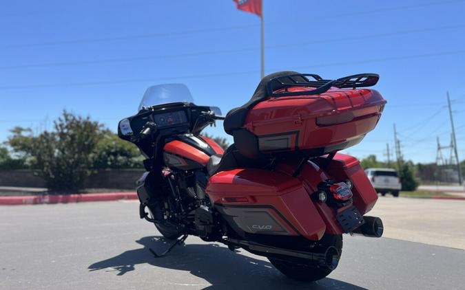 2026 Harley-Davidson® FLHXLSE CVO Street Glide Limited Citrus Heat CVO