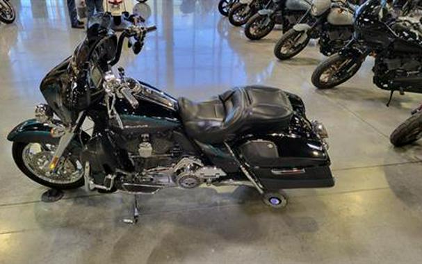 2015 Harley-Davidson CVO™ Limited