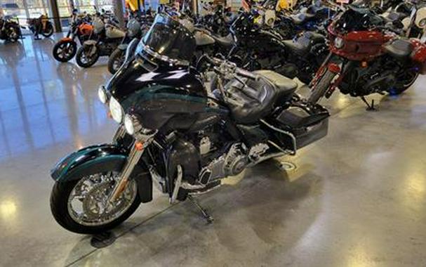 2015 Harley-Davidson CVO™ Limited