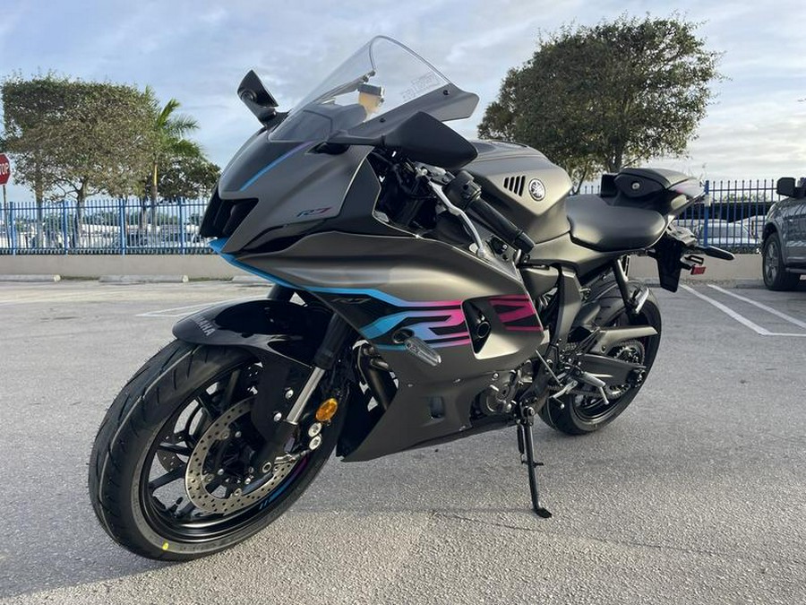 2024 Yamaha YZF-R7