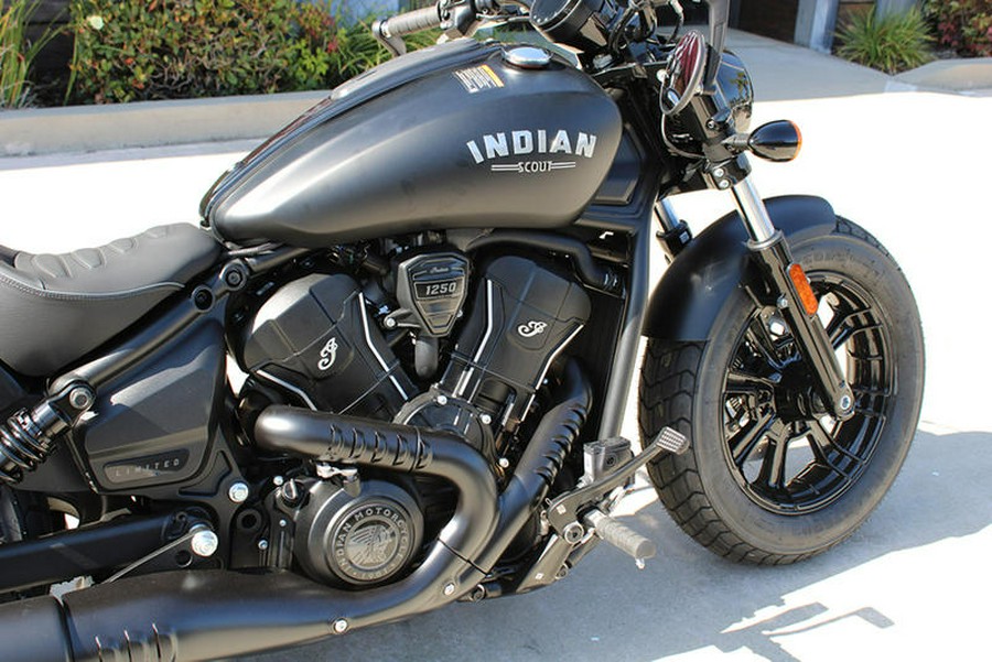 2025 Indian Motorcycle® Scout® Bobber Limited +Tech Black Smoke