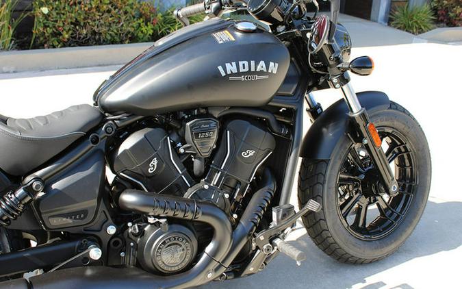 2025 Indian Motorcycle® Scout® Bobber Limited +Tech Black Smoke