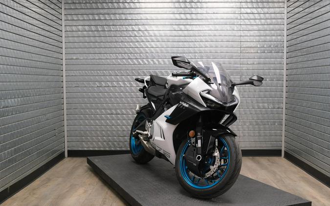 2025 CFMOTO 675SS