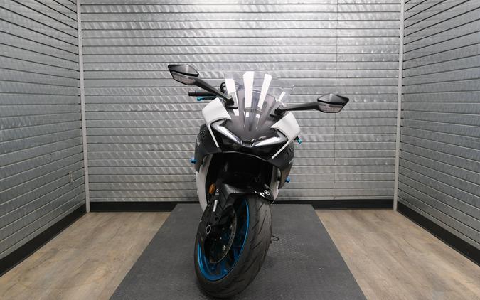 2025 CFMOTO 675SS
