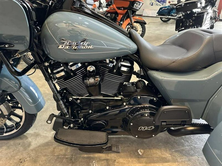 2024 Harley-Davidson® FLTRT - Road Glide® 3