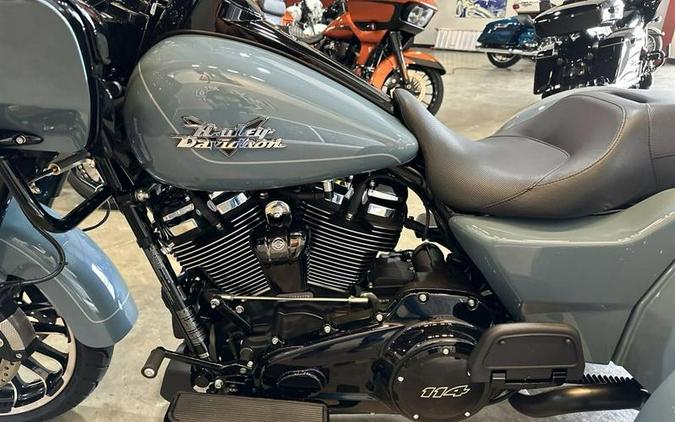 2024 Harley-Davidson® FLTRT - Road Glide® 3