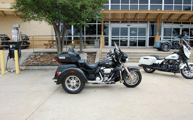 2023 Harley-Davidson® FLHTCUTG - Tri Glide® Ultra