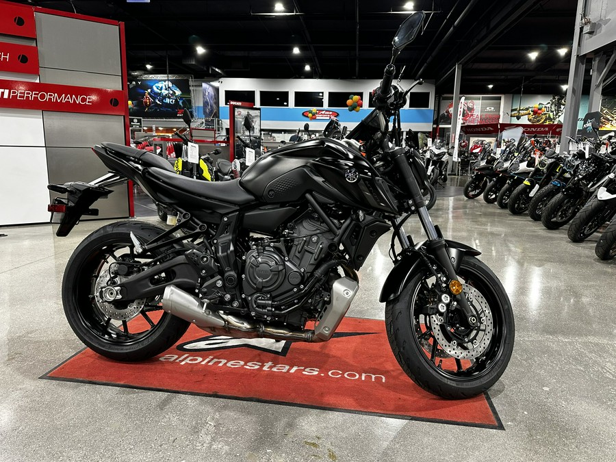 2024 YAMAHA MT-07