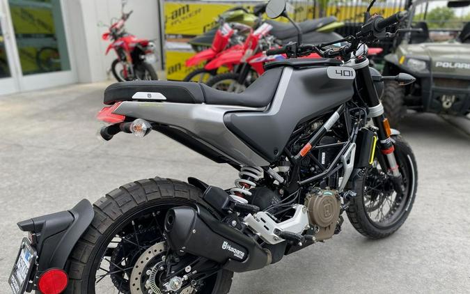 2021 Husqvarna® Svartpilen 401