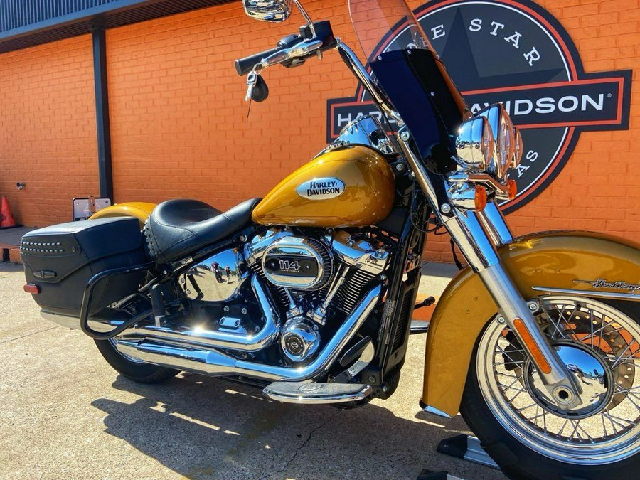 2023 Harley-Davidson® FLHCS - Heritage Classic