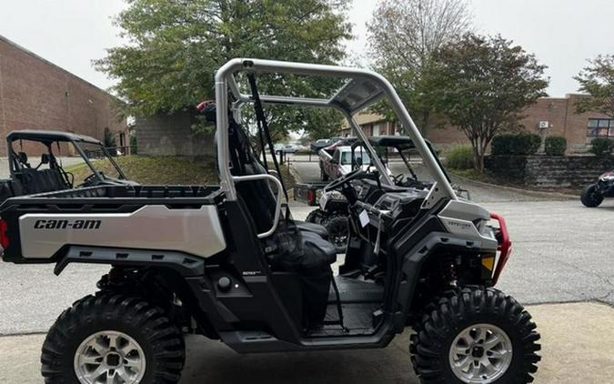 2025 Can-Am Defender X mr HD10 Hyper Silver & Legion Red