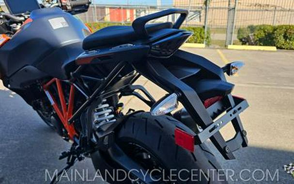 2024 KTM 1290 Super Duke GT